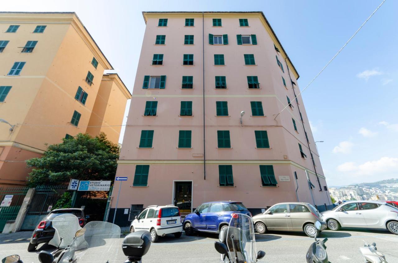 Joivy Spacious Family Apt For 4, In Carignano, Genua Exterior foto